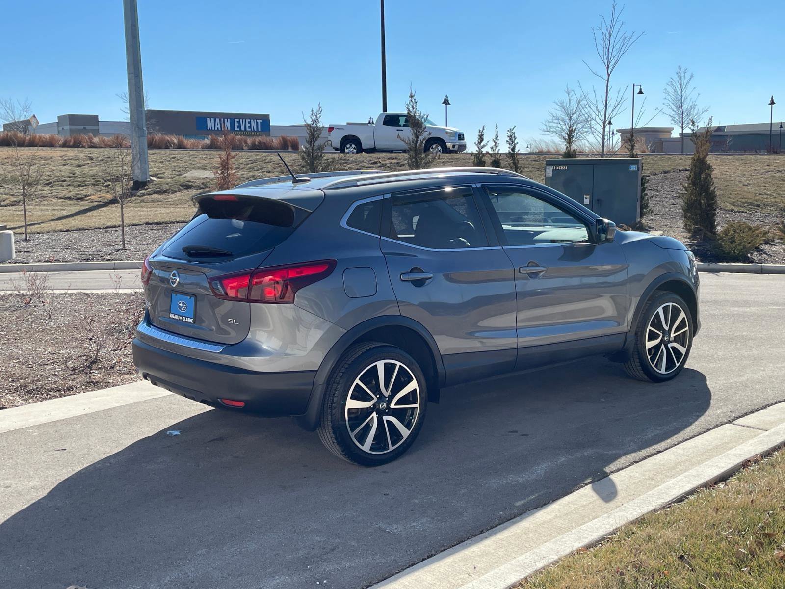 Used 2018 Nissan Rogue Sport SL image 6
