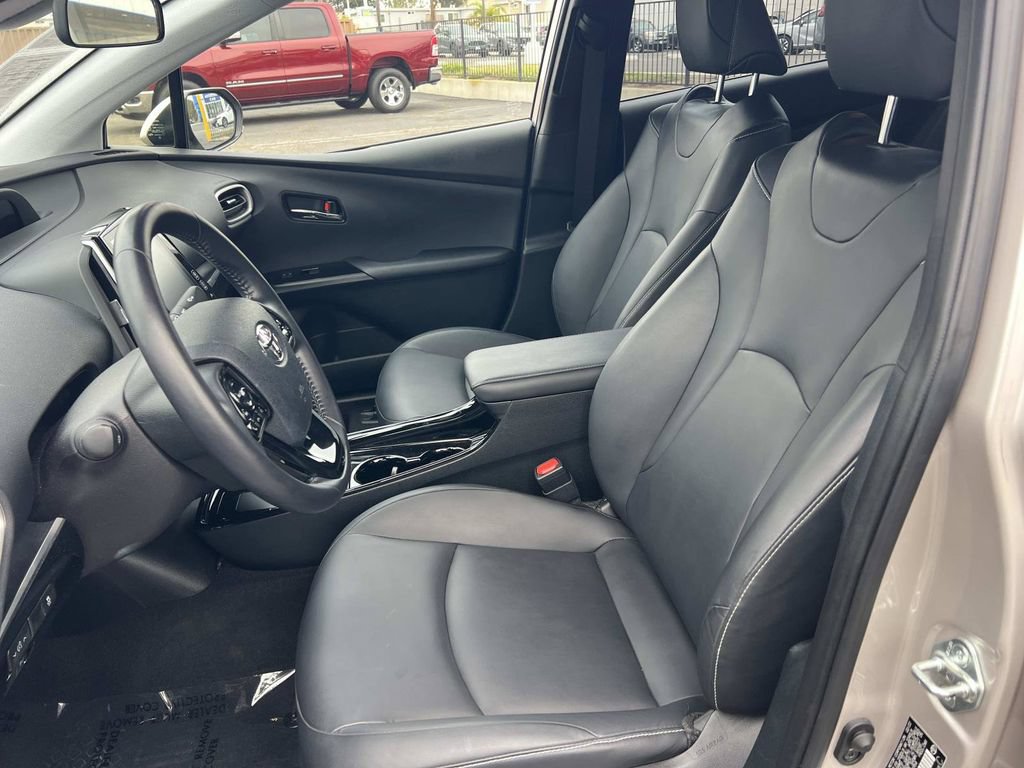 Used 2022 Toyota Prius Prime XLE FWD image 20