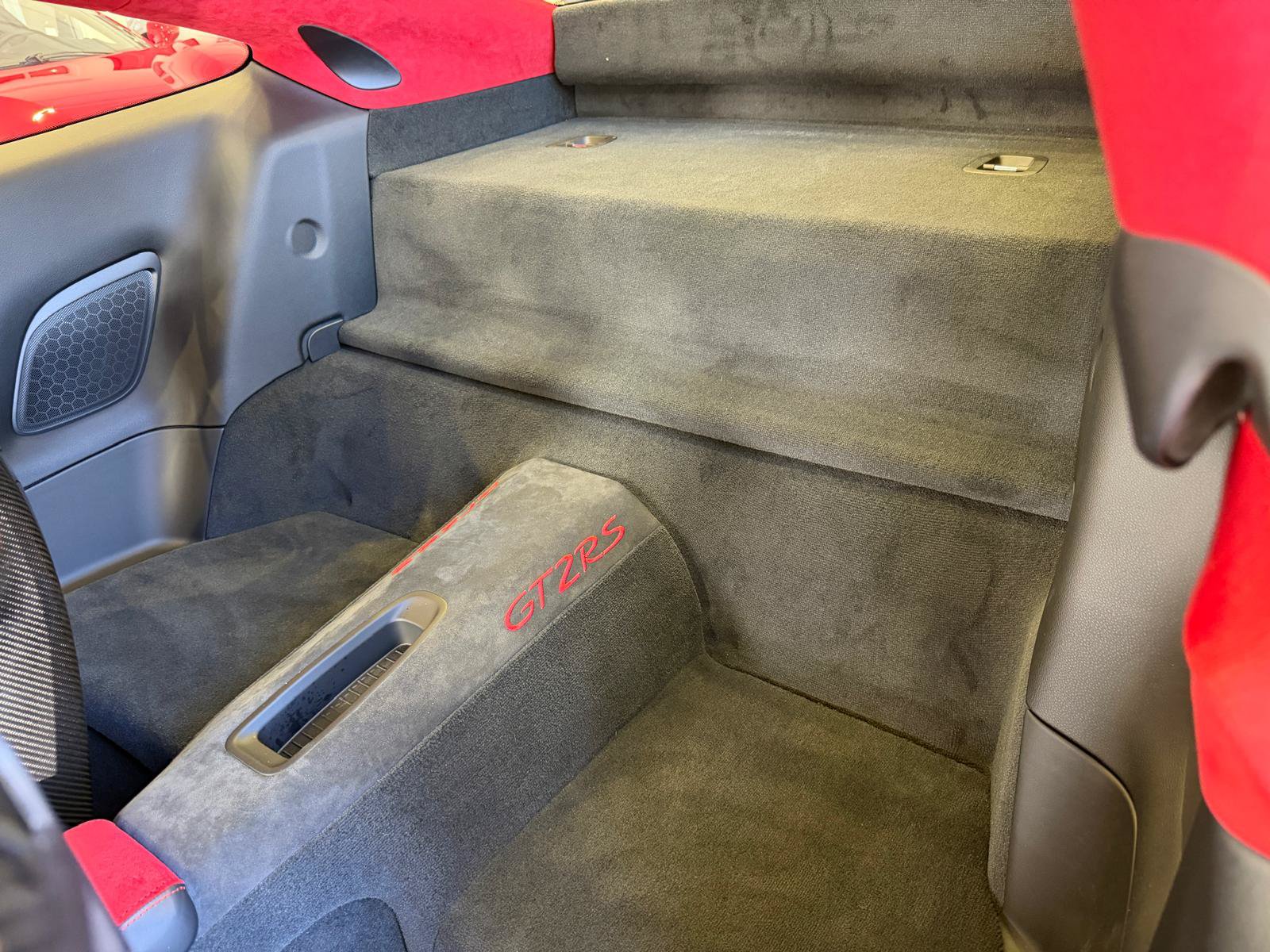 Used 2018 Porsche 911 GT2 RS RWD image 65