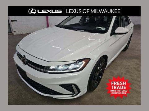 Used 2025 Volkswagen Jetta SE w/ Black Wheel Package FWD video 1