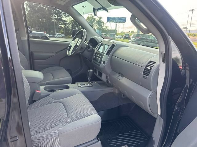 Used 2021 Nissan Frontier SV w/ SV Utility Package RWD image 12