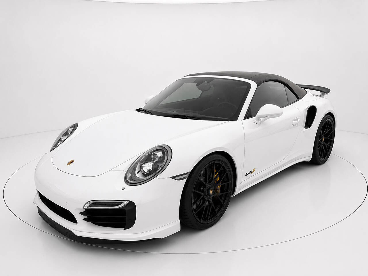 Used 2015 Porsche 911 Turbo S AWD/4WD image 3