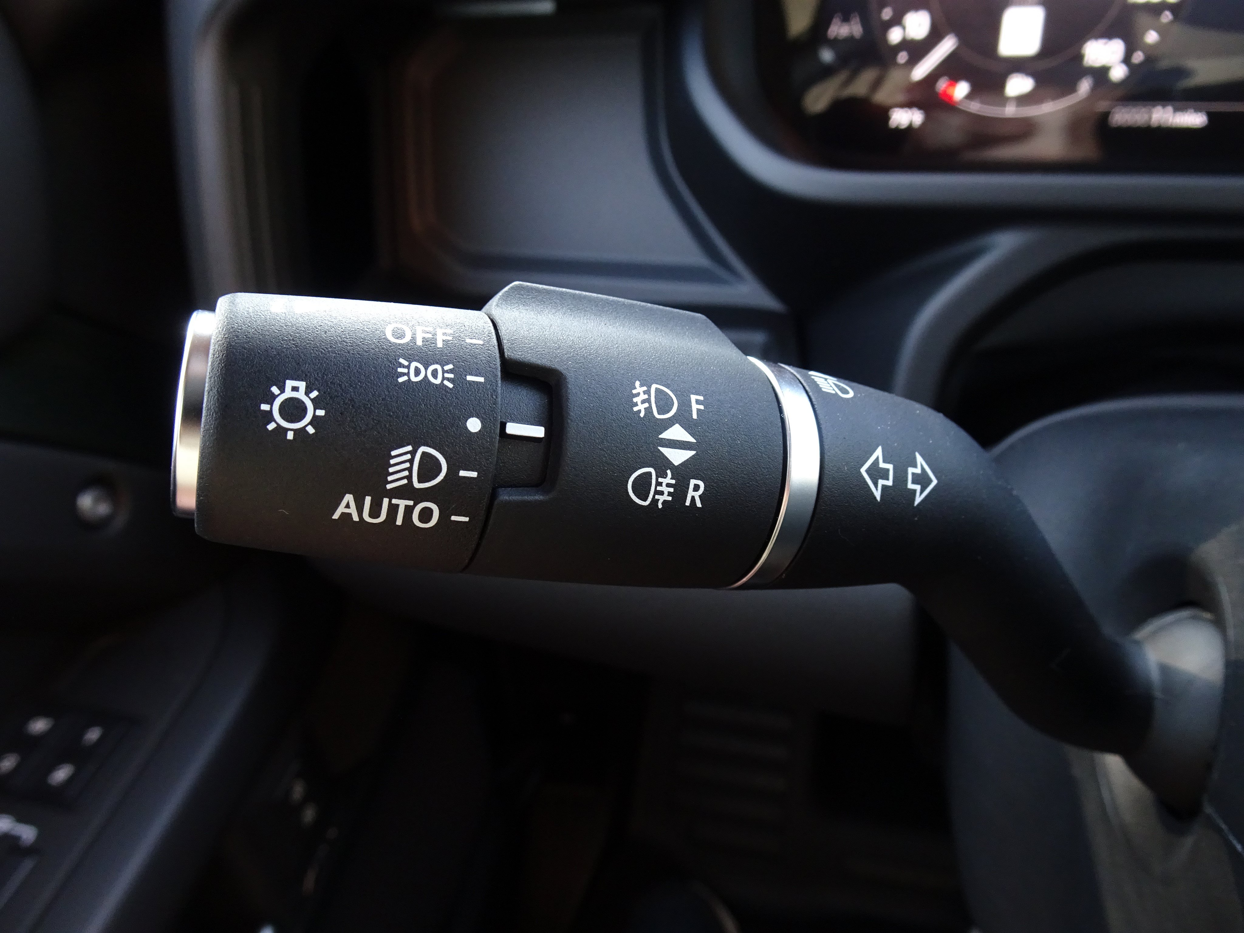 New 2026 Land Rover Defender 110 S AWD/4WD image 30