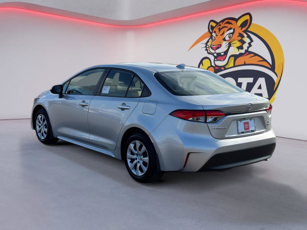 Used 2026 Toyota Corolla LE image 7