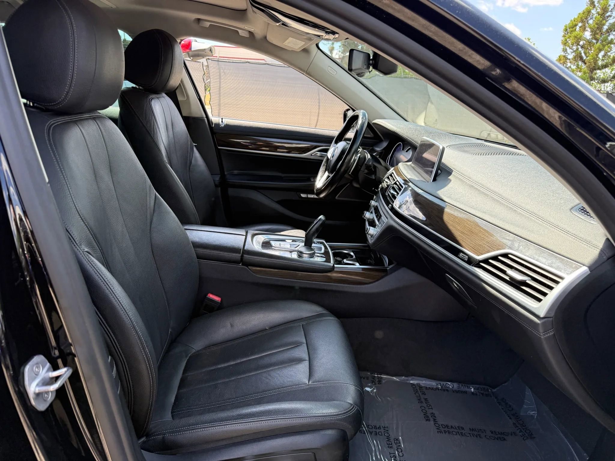 Used 2018 BMW 740i RWD image 18