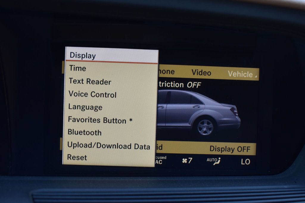 Used 2010 Mercedes-Benz S 400 image 25