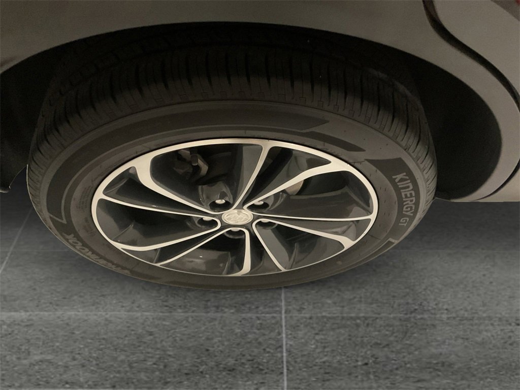 Used 2023 Buick Encore GX Select image 12