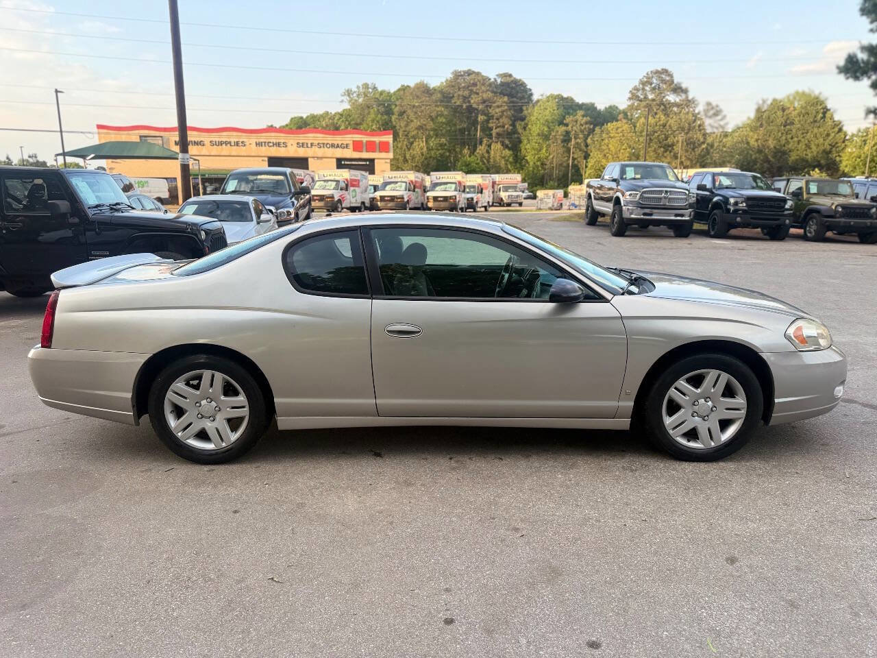 Used 2007 Chevrolet Monte Carlo LT FWD image 4