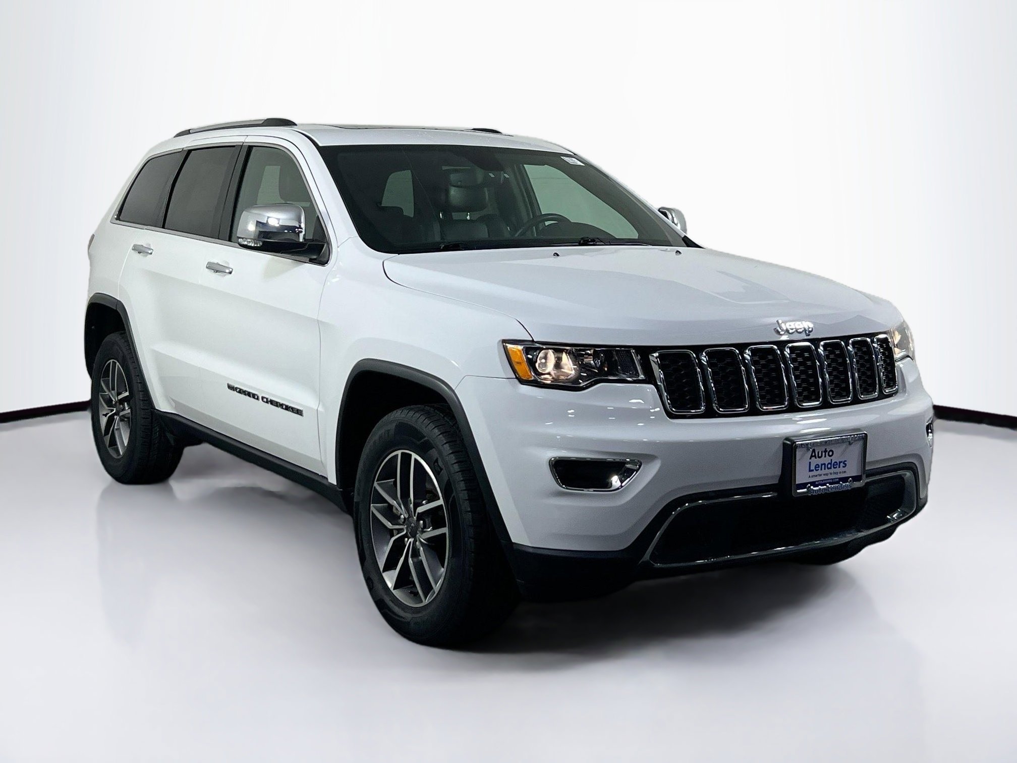 Used 2022 Jeep Grand Cherokee Limited image 3