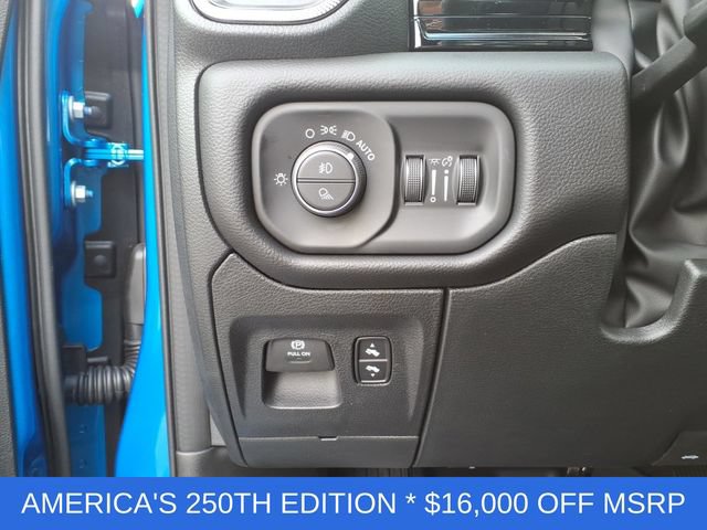 New 2026 RAM 1500 Laramie AWD/4WD image 16