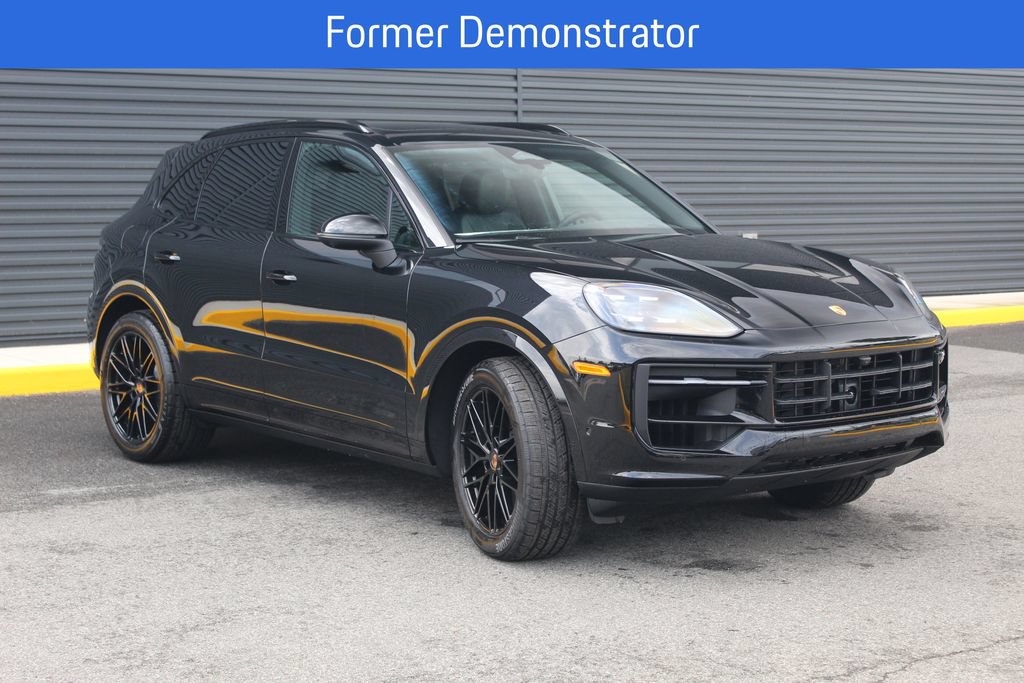 New 2026 Porsche Cayenne GTS AWD/4WD image 10