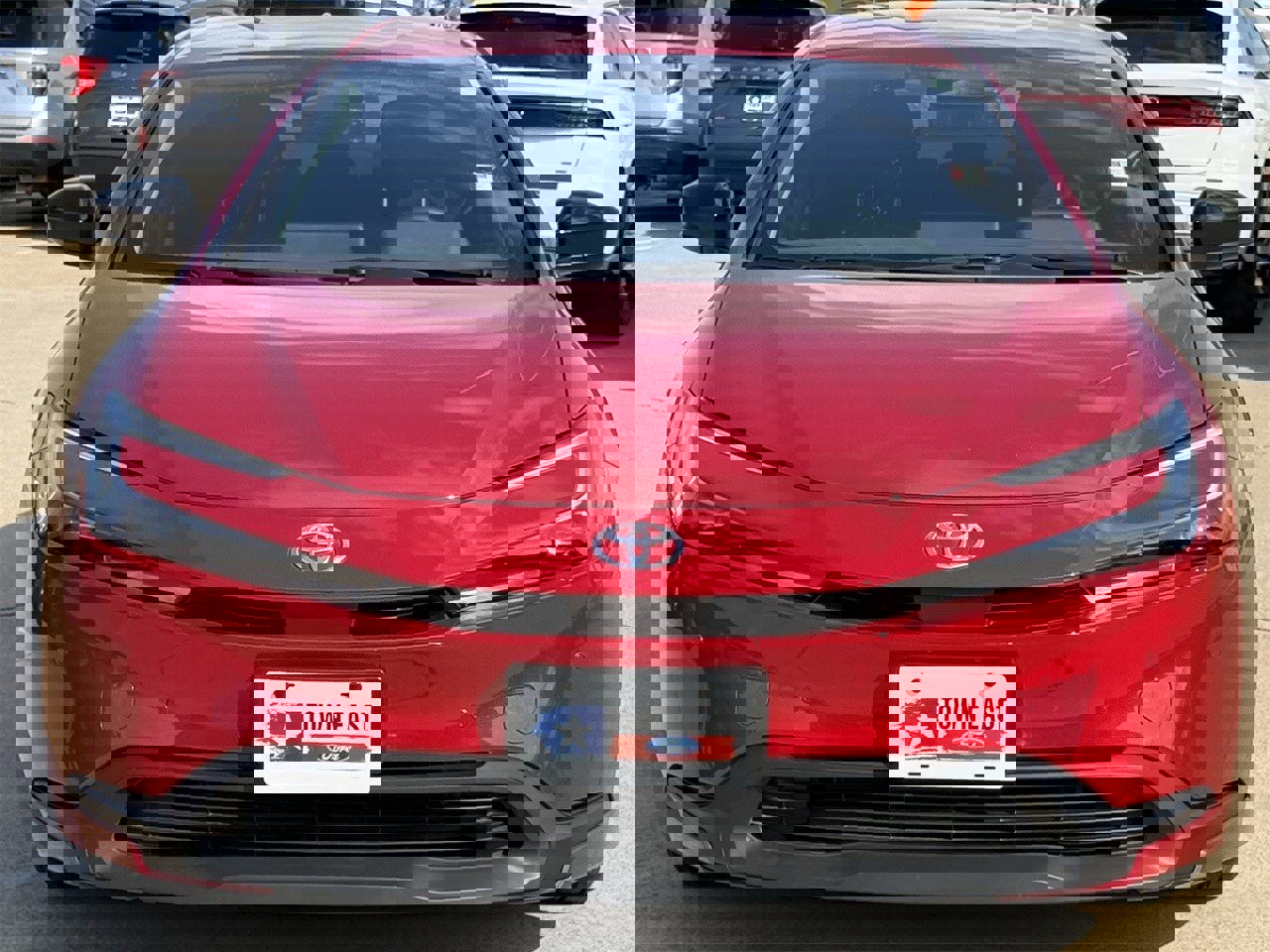 Used 2024 Toyota Prius LE image 8