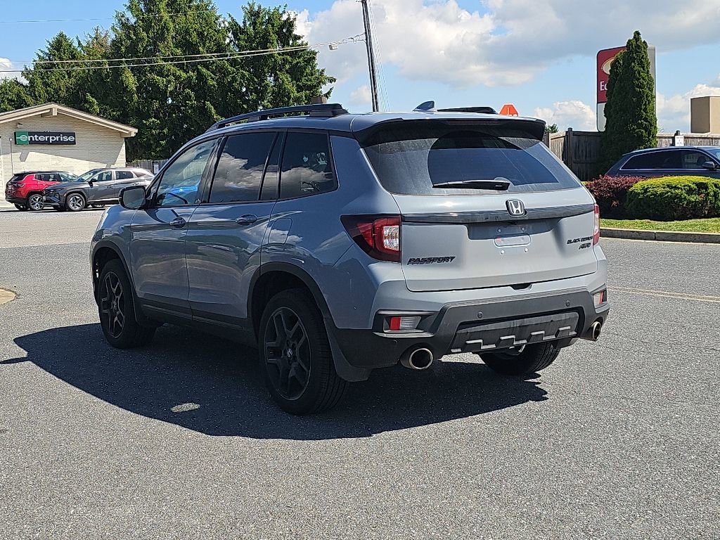 Used 2024 Honda Passport Black Edition image 15