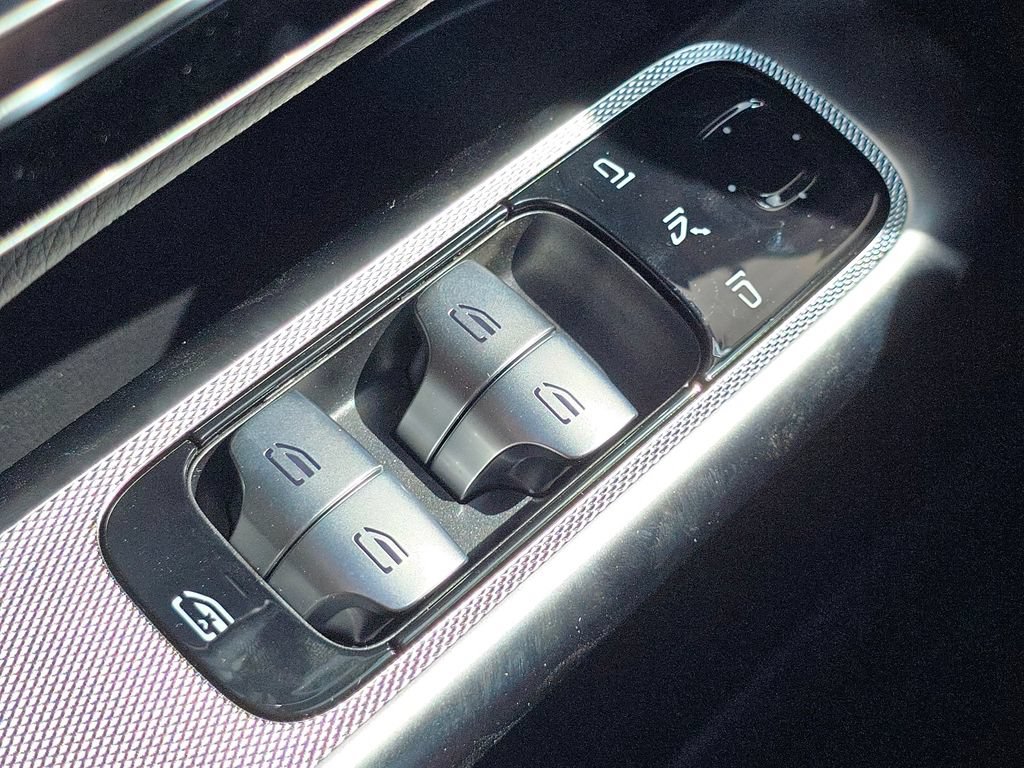 New 2026 Mercedes-Benz GLC 300 4MATIC image 28