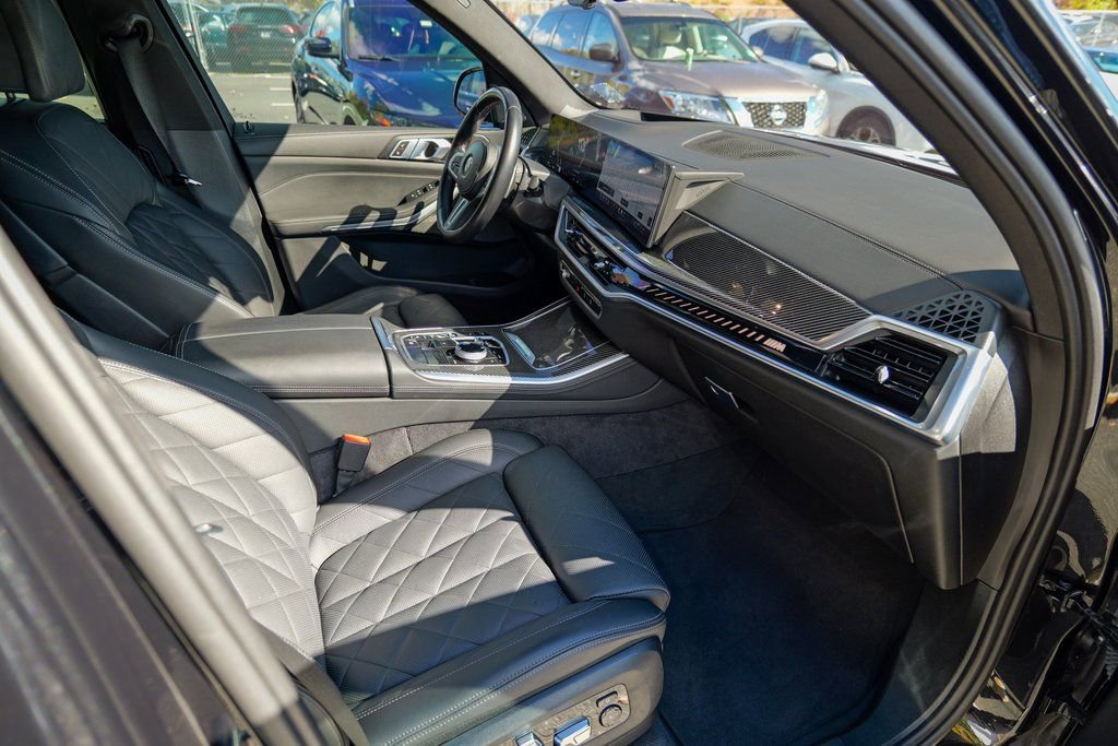 Used 2024 BMW X5 M60i w/ Executive Package image 35