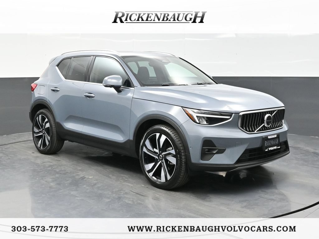 Used 2023 Volvo XC40 B5 Ultimate w/ Protection Package Premier