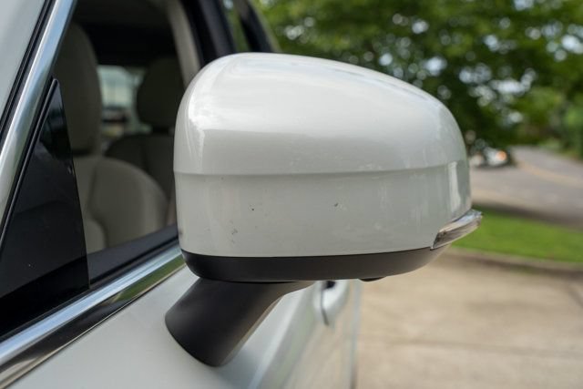 Used 2025 Volvo XC90 T8 Plus w/ Protection Package Premier AWD/4WD image 9