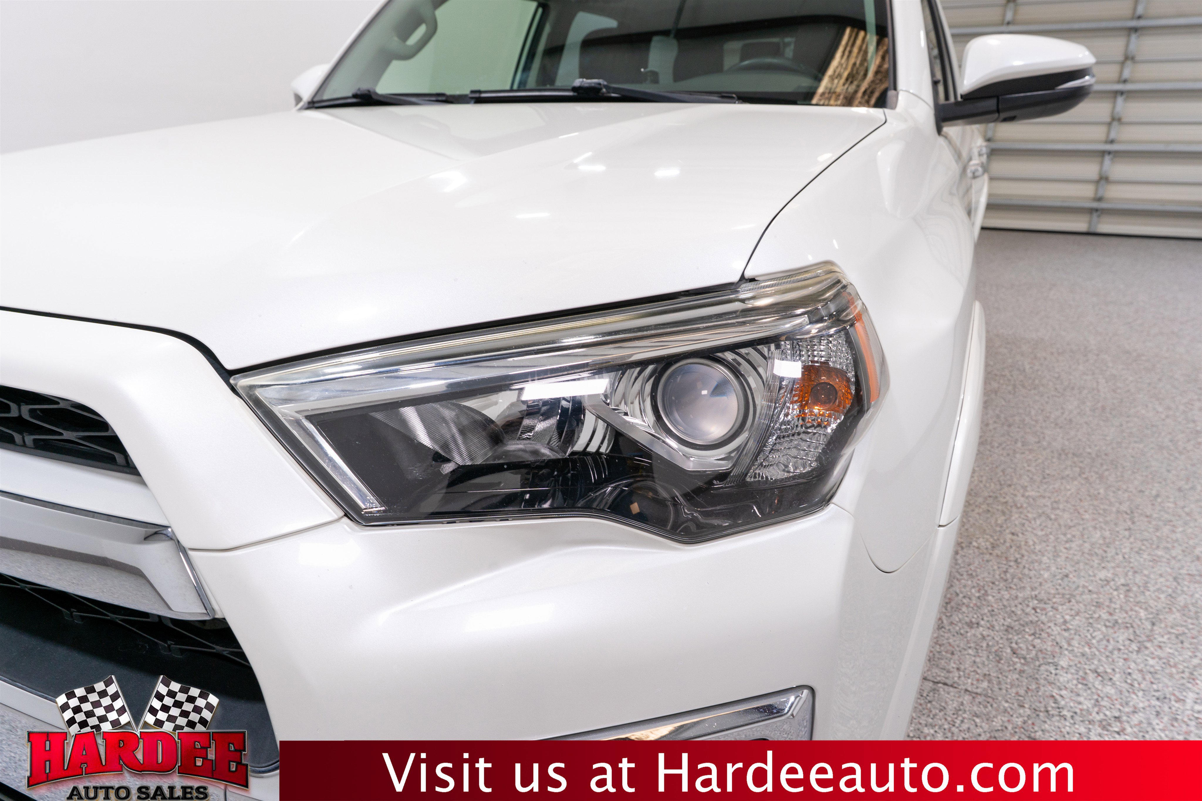 Used 2018 Toyota 4Runner Limited image 8