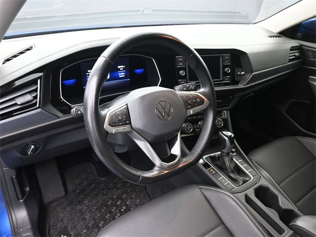 Used 2022 Volkswagen Jetta SE image 23