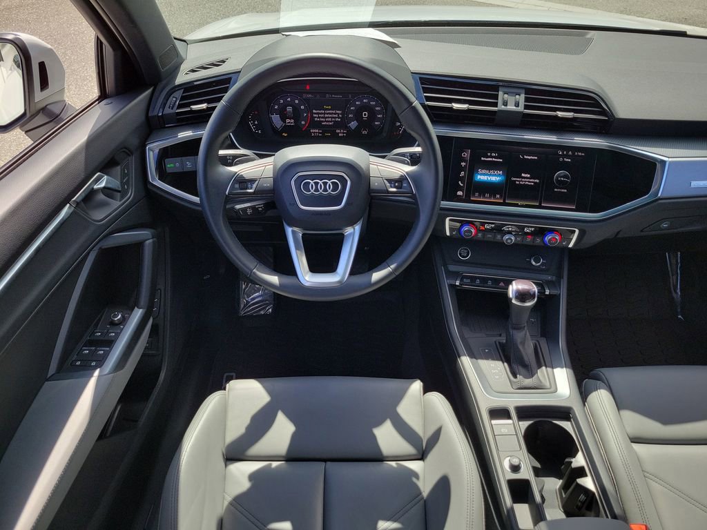 Certified 2025 Audi Q3 2.0T Premium w/ Convenience Package image 22