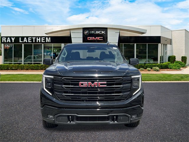 New 2026 GMC Sierra 1500 Elevation image 8