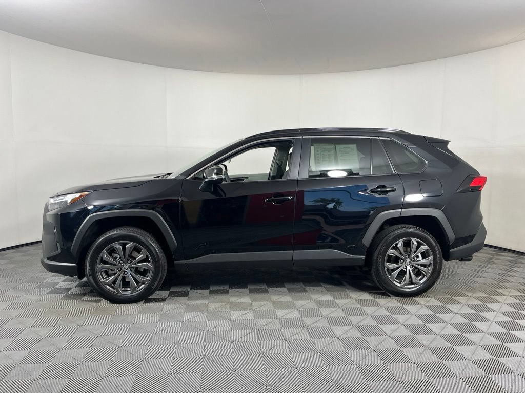 Used 2024 Toyota RAV4 XLE Premium w/ Weather Package AWD/4WD image 5