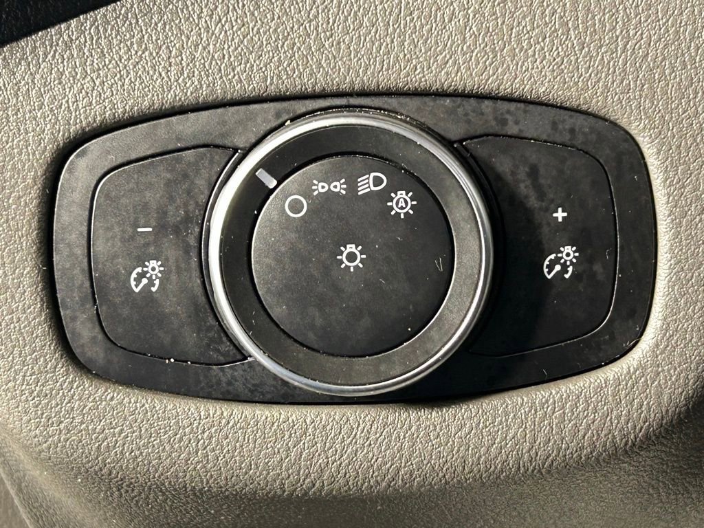 Used 2020 Ford Transit Connect XL image 25