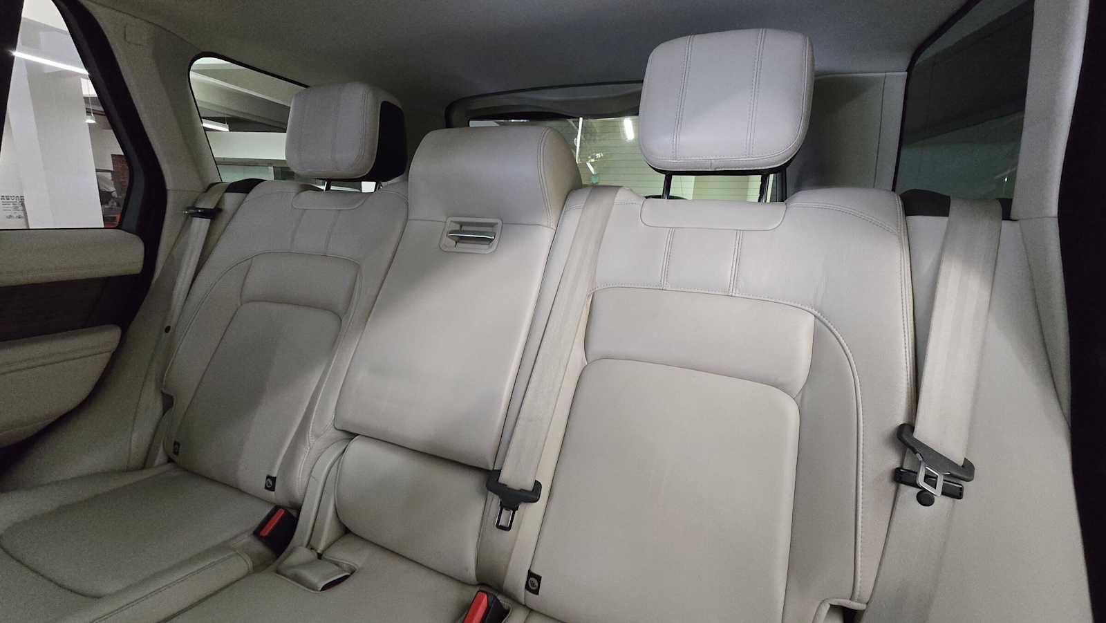 Used 2019 Land Rover Range Rover AWD/4WD image 15