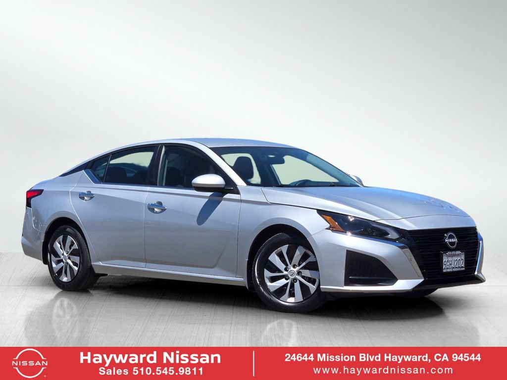 Used 2023 Nissan Altima 2.5 S FWD image 1