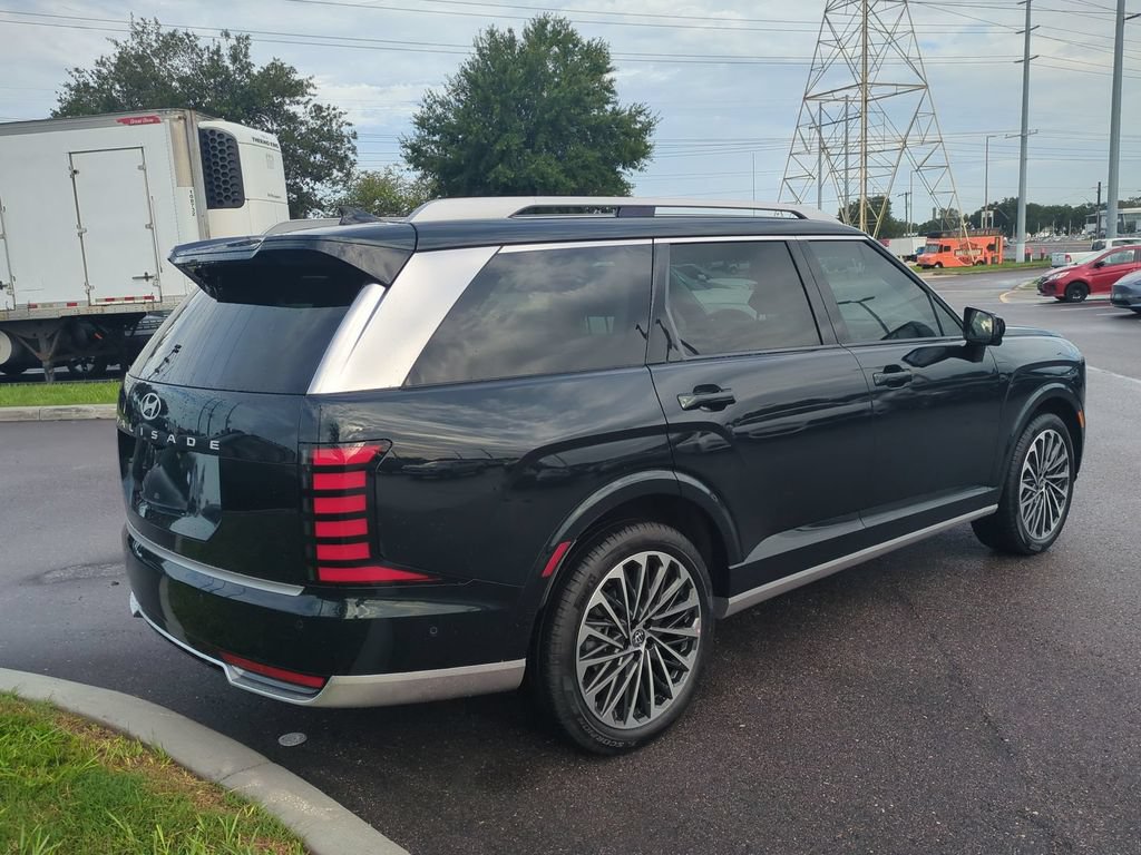 New 2027 Hyundai Palisade Calligraphy FWD image 5