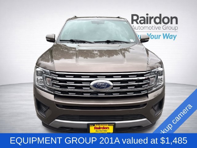 Used 2019 Ford Expedition XLT w/ Equipment Group 201A AWD/4WD image 2
