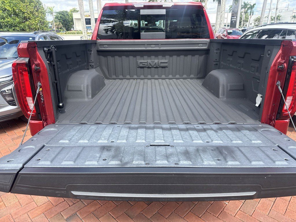 Used 2024 GMC Sierra 1500 SLT w/ SLT Premium Plus Package AWD/4WD image 12