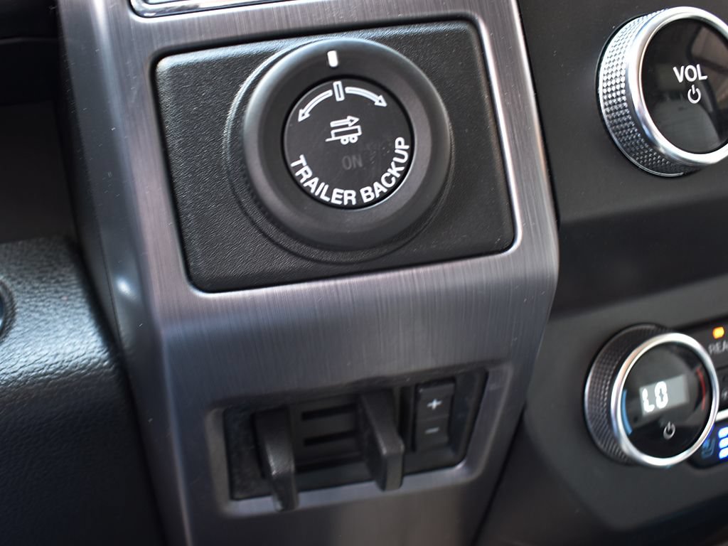 Used 2020 Ford Expedition Platinum AWD/4WD image 24