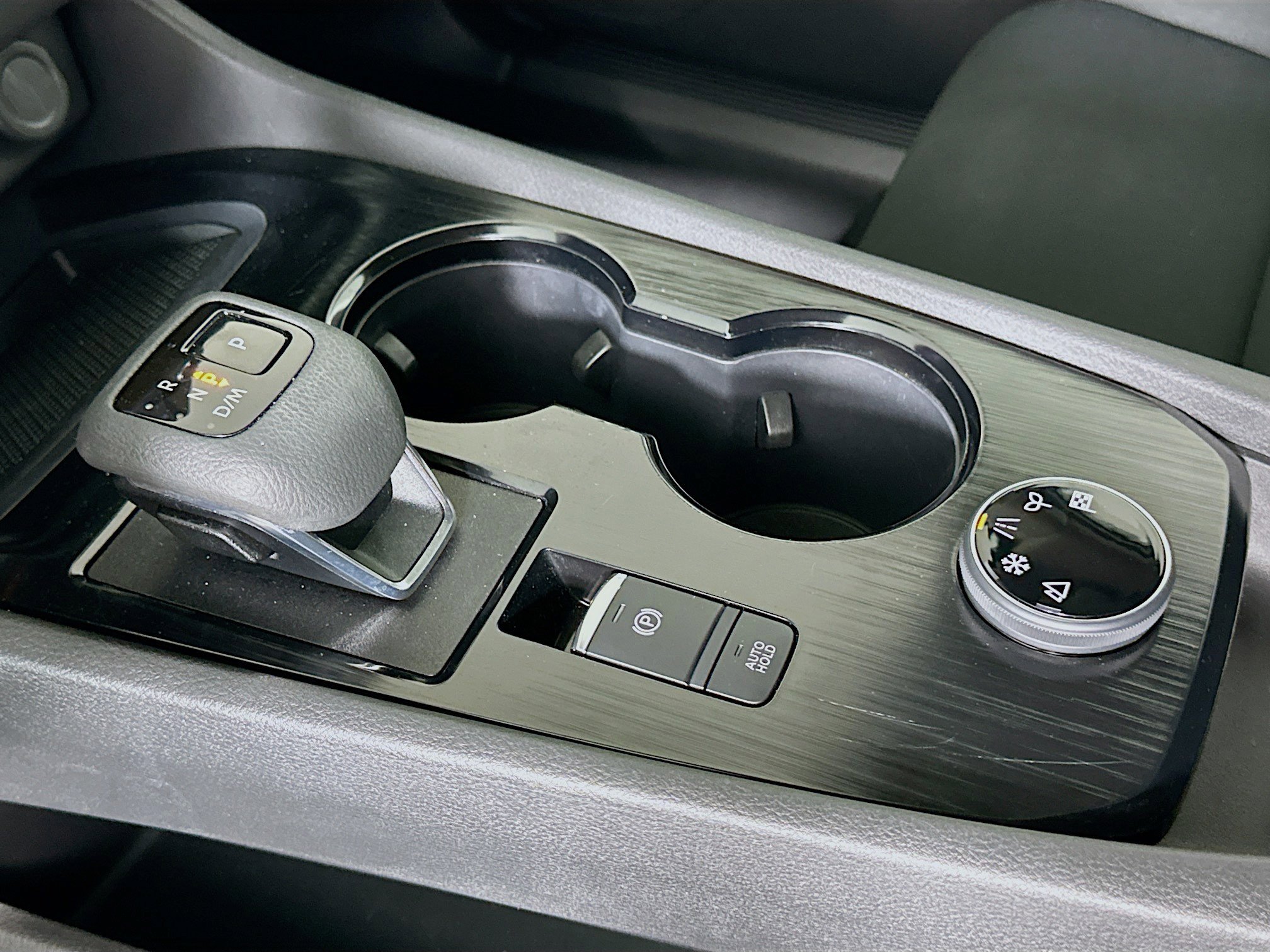 Used 2023 Nissan Rogue S image 24