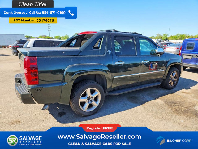 Used 2013 Chevrolet Avalanche LTZ AWD/4WD image 4