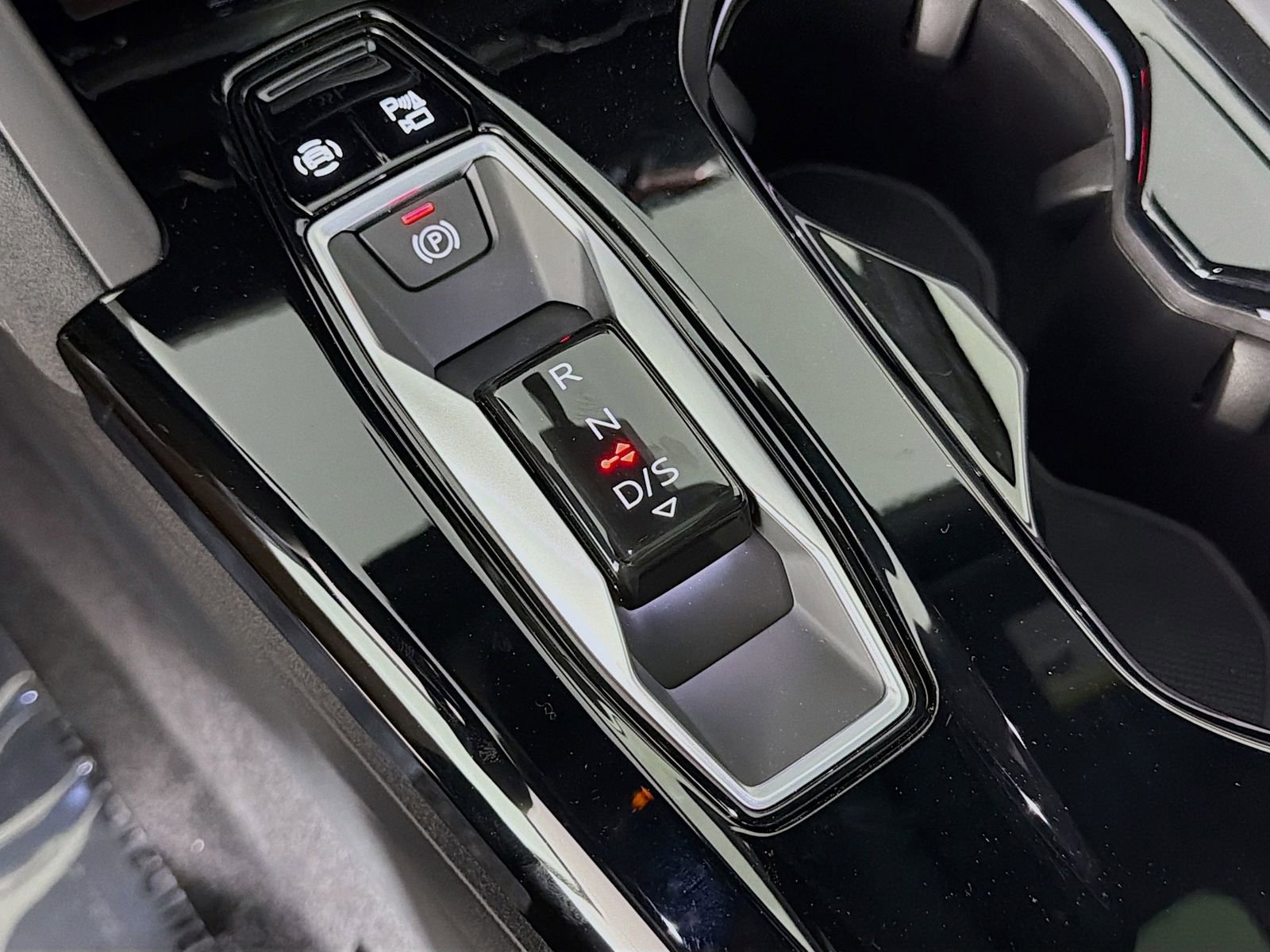 New 2026 Audi SQ5 Premium Plus AWD/4WD image 16