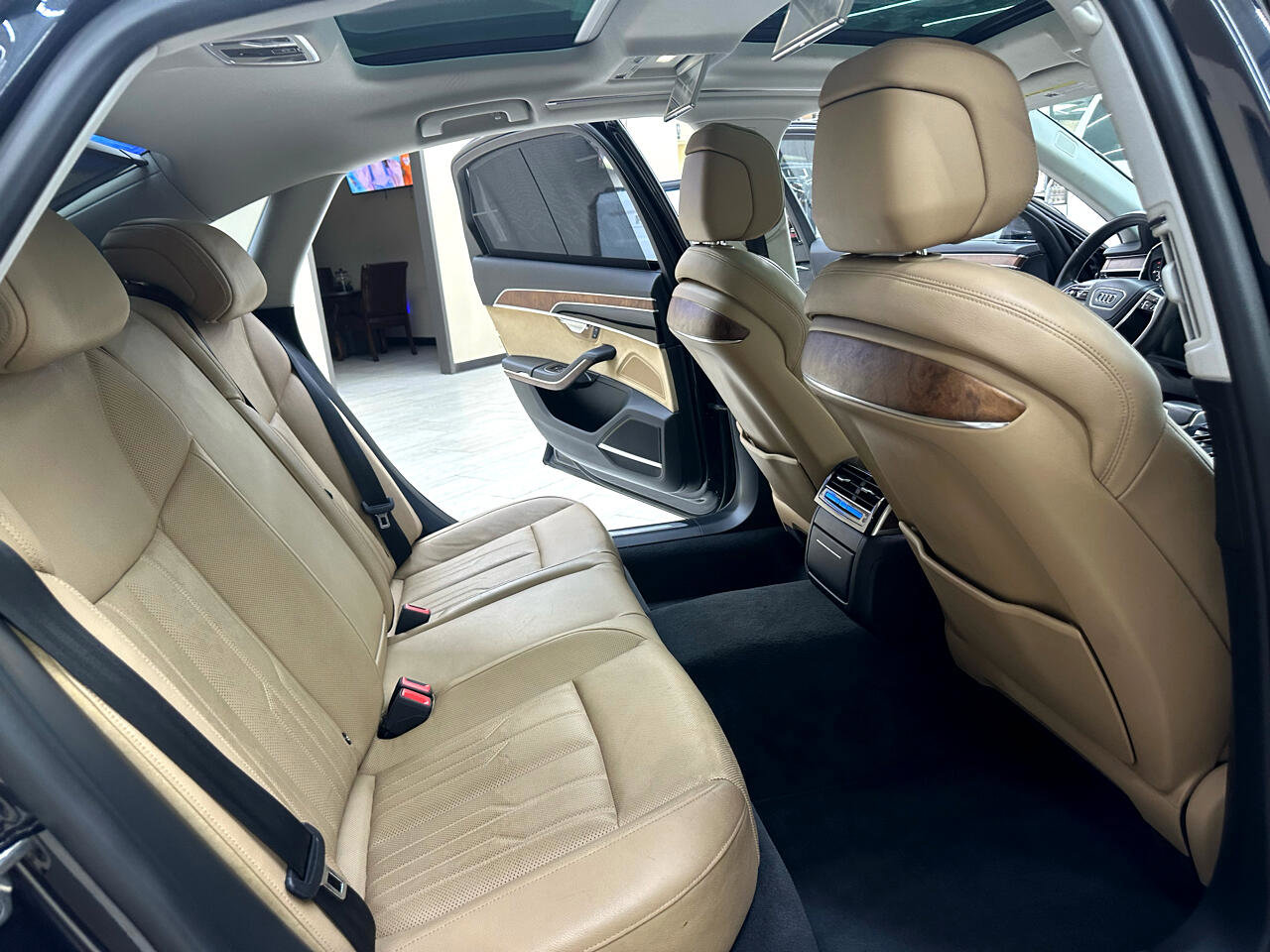 Used 2019 Audi A8 L 3.0T image 37