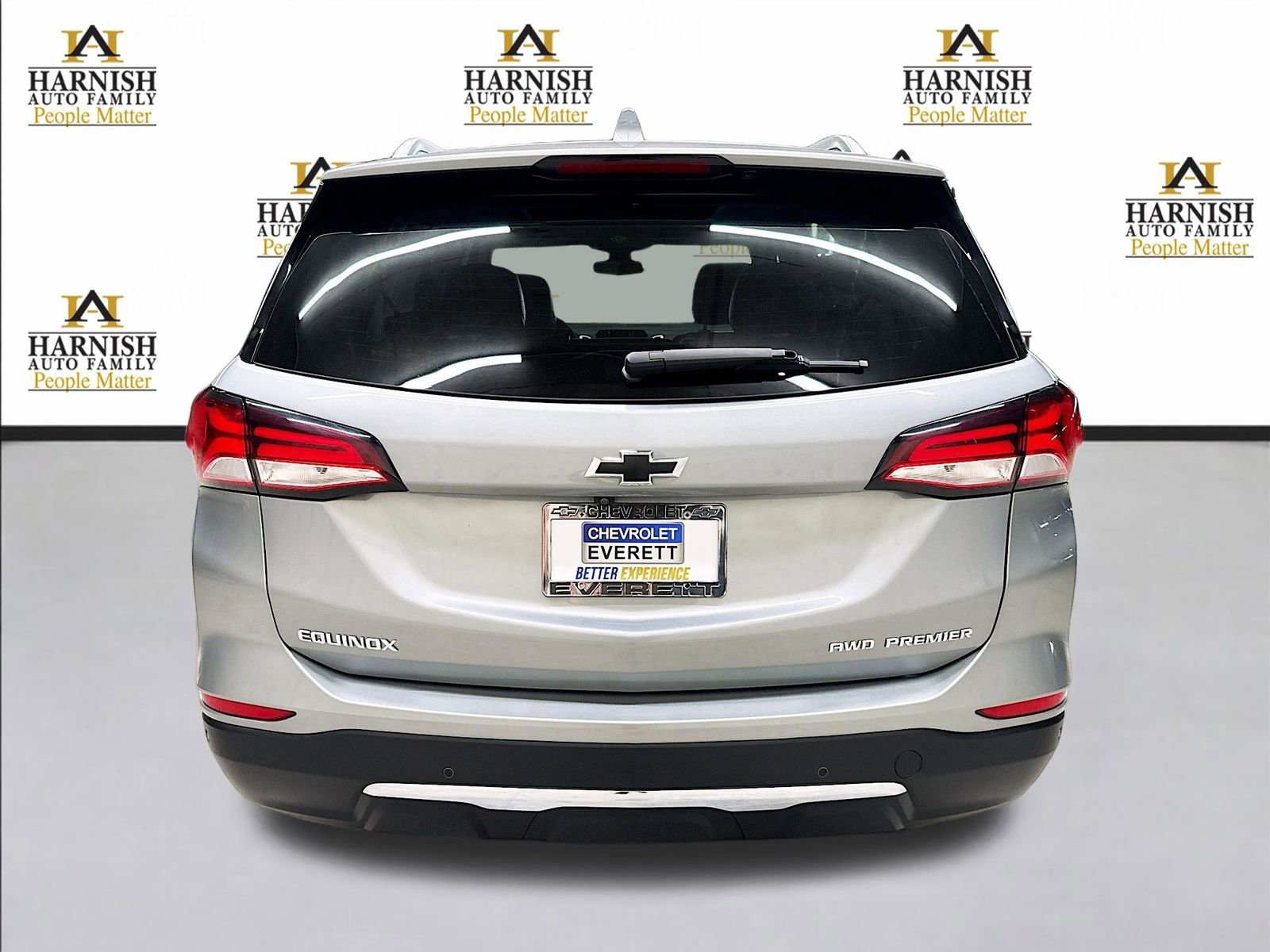 Used 2023 Chevrolet Equinox Premier AWD/4WD image 7