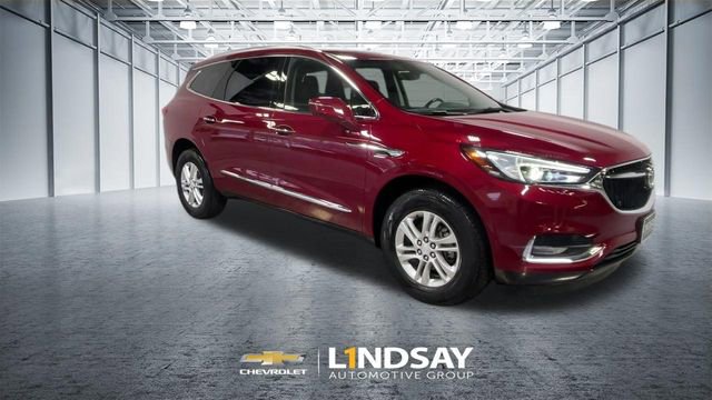 Used 2018 Buick Enclave Essence FWD image 2