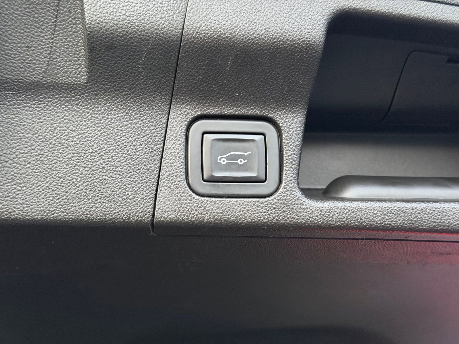 Used 2019 GMC Acadia Denali w/ Technology Package image 37