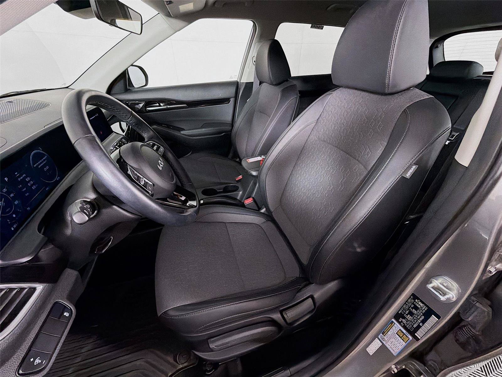 Used 2024 Kia Seltos X-Line AWD/4WD image 11