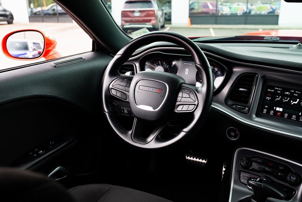 Used 2021 Dodge Challenger R/T w/ Driver Convenience Group image 10