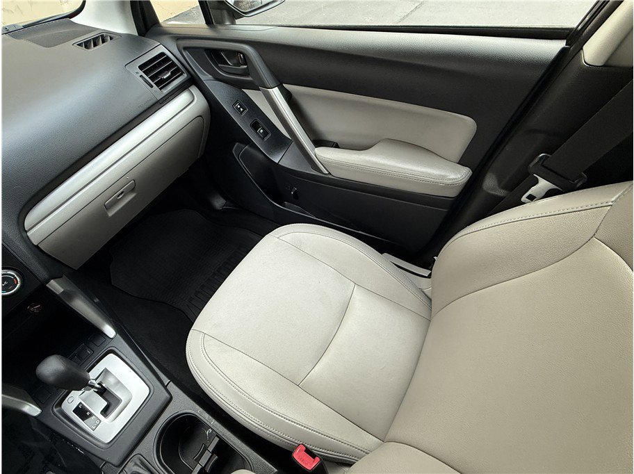 Used 2015 Subaru Forester 2.5i Premium image 10