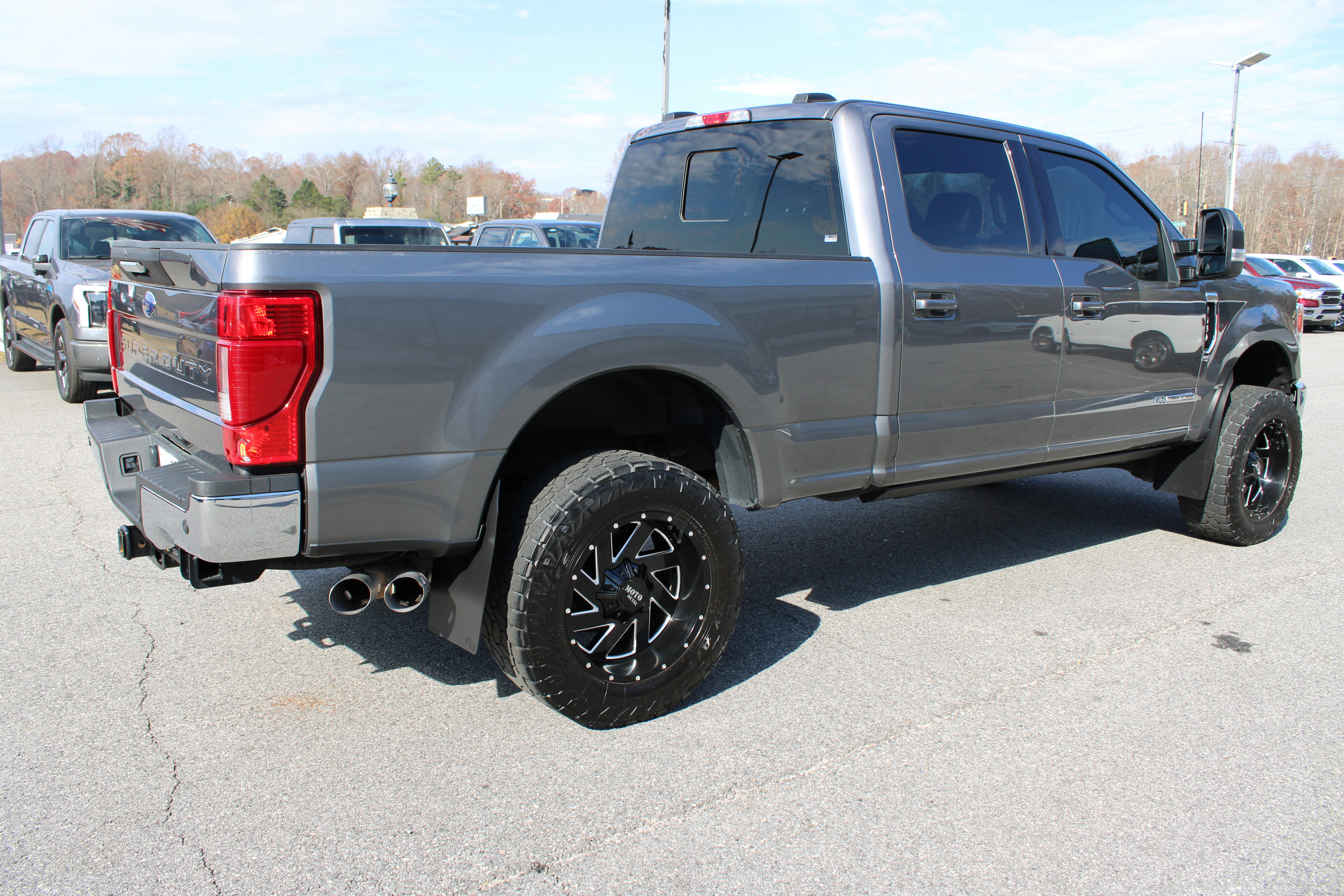 Used 2022 Ford F250 Lariat image 6