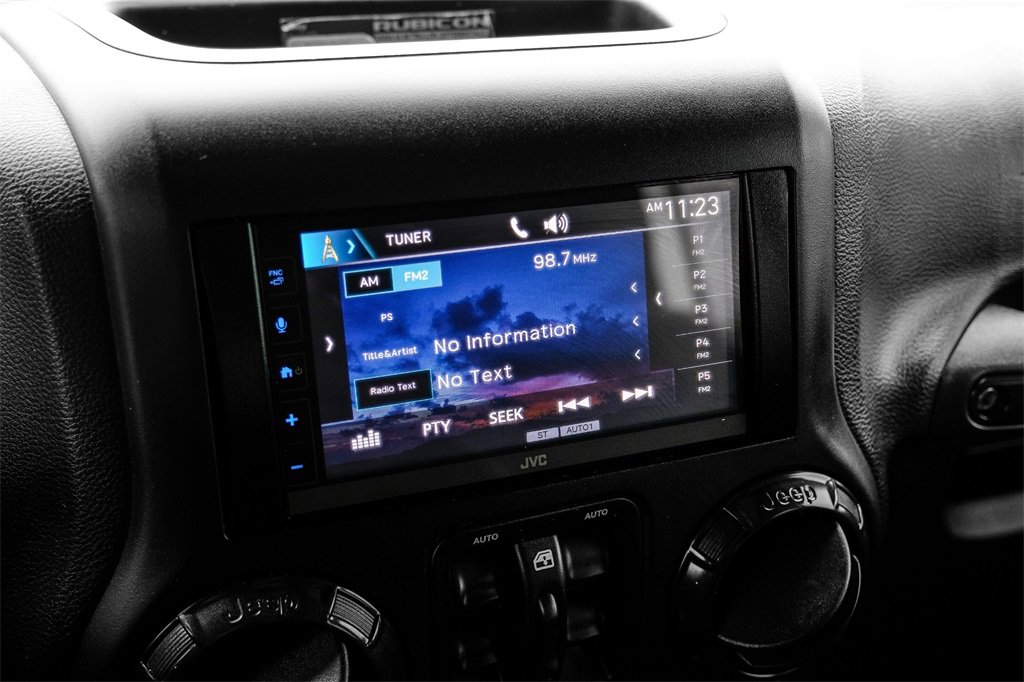 Used 2017 Jeep Wrangler Unlimited Rubicon image 28