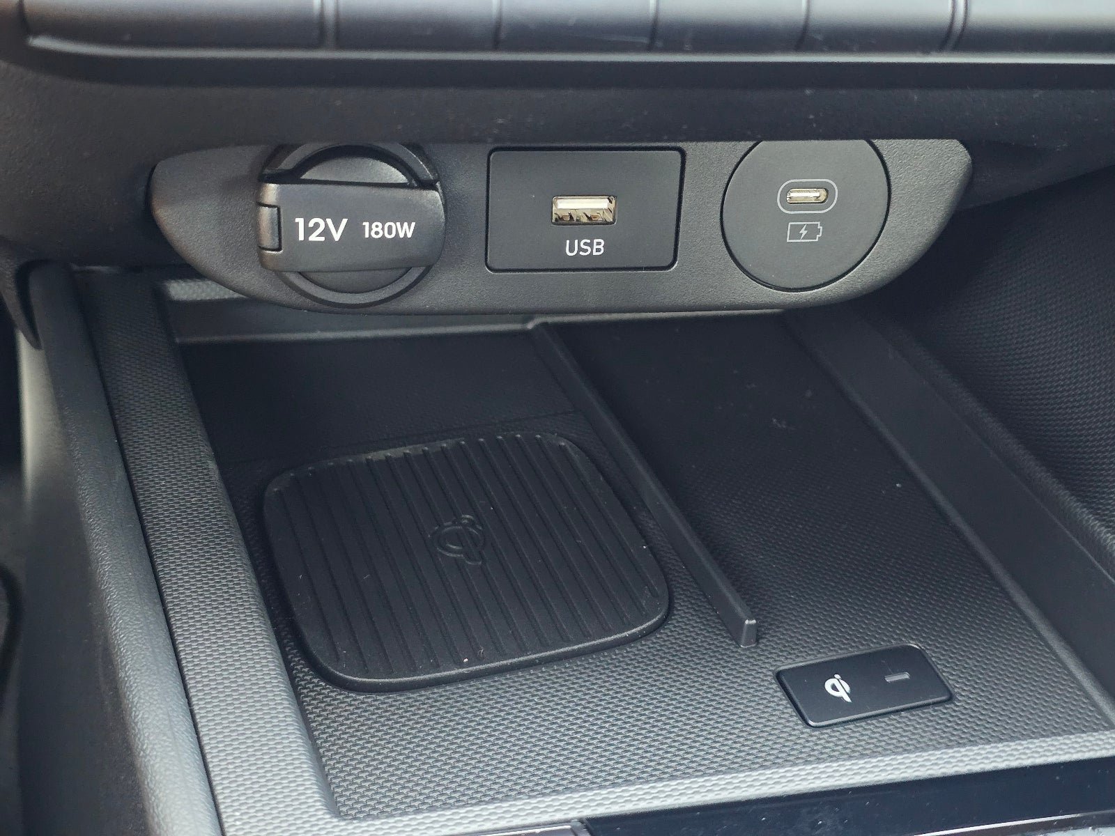 New 2026 Hyundai Elantra SEL Sport FWD image 19
