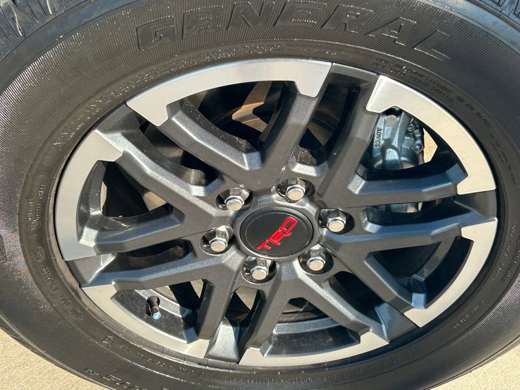 Certified 2025 Toyota Tacoma TRD Sport image 11