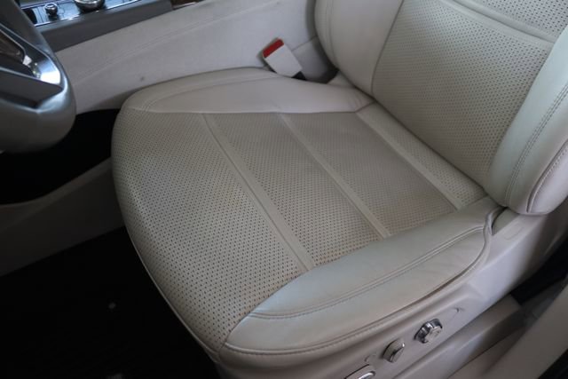 Certified 2023 Cadillac Escalade ESV Premium Luxury Platinum image 26