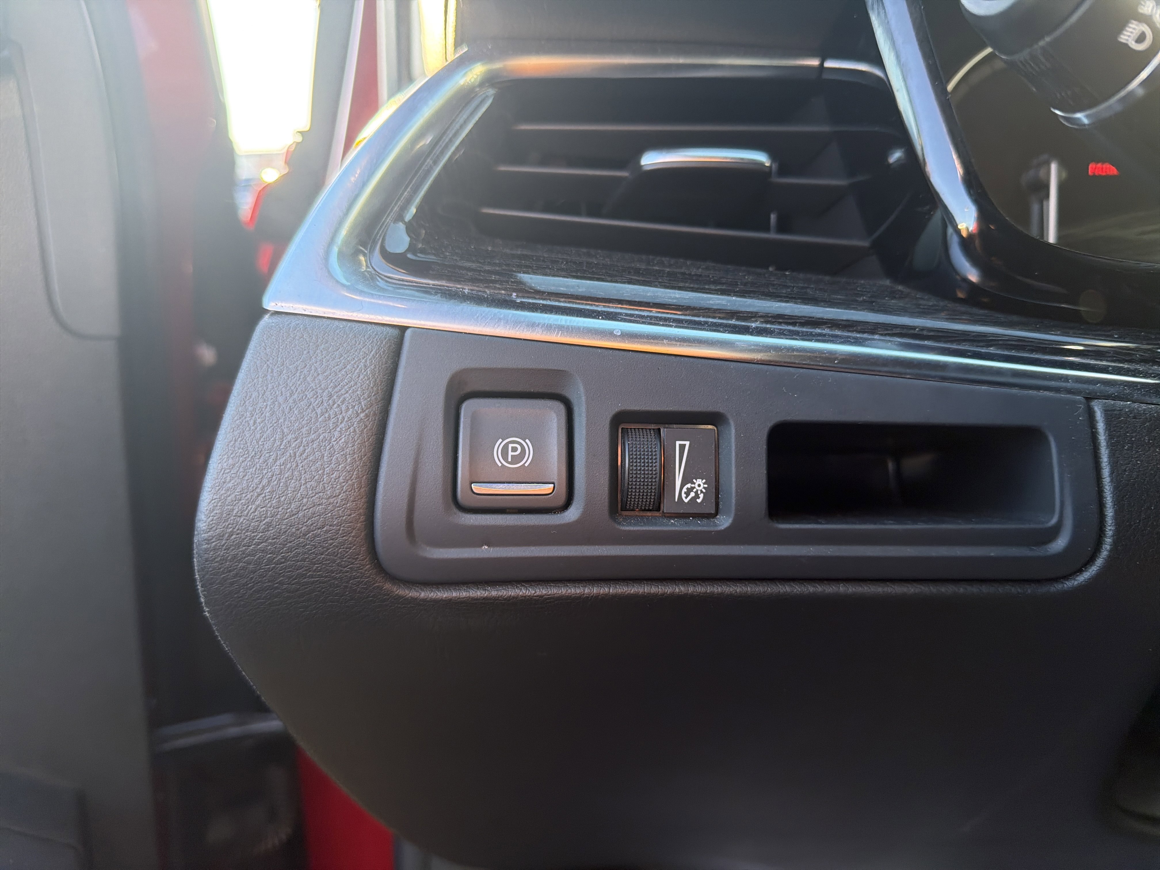 Used 2021 Cadillac XT5 Premium Luxury image 12