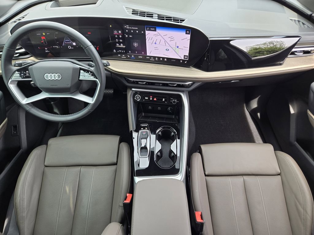 Used 2025 Audi Q5 Premium Plus w/ Premium Plus AWD/4WD image 34